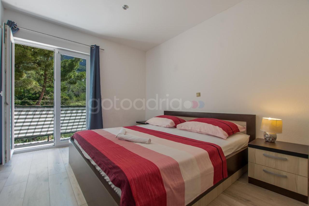 Apartment Vesna With Balcony & Free Parking Макарска Экстерьер фото